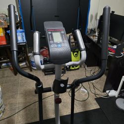 Elliptical/cycling Hybrid Trainer Pro-form