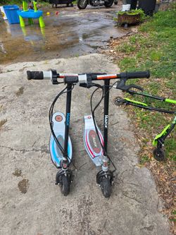 Motorized razor scooter. No charger included