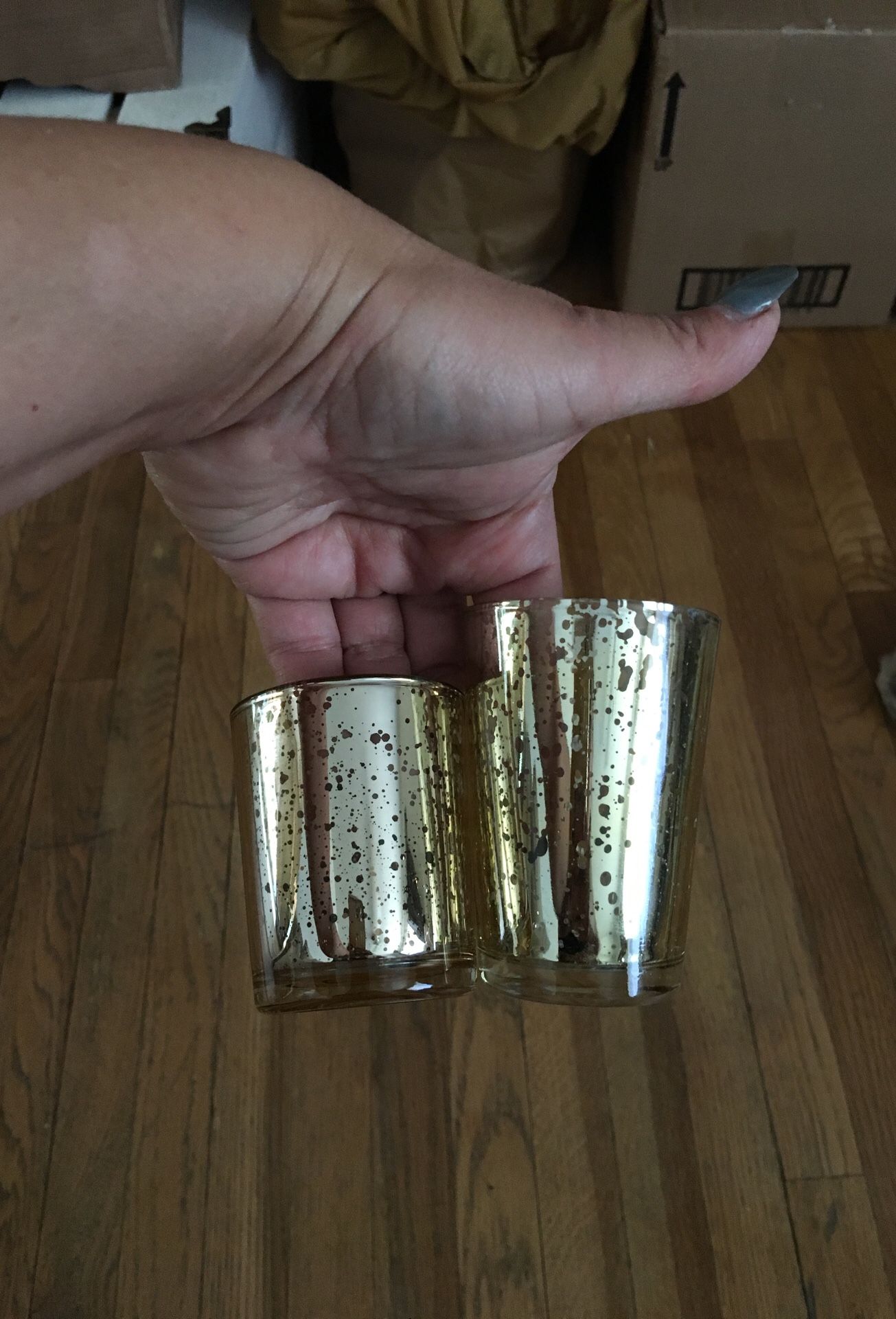 Volvitas candle holders in gold