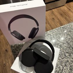 Airpod Maxes 