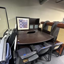 Free Office Desks And Chairs
