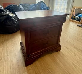 Like New Legacy Classic Furniture Side Table