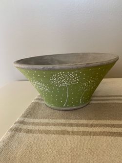 Dish Decor or planter