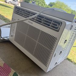 Window Air Conditioning Unit