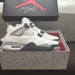 Air Jordan 4 Retro ‘White Cement' 2025