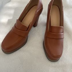 Women Brown Size 7 