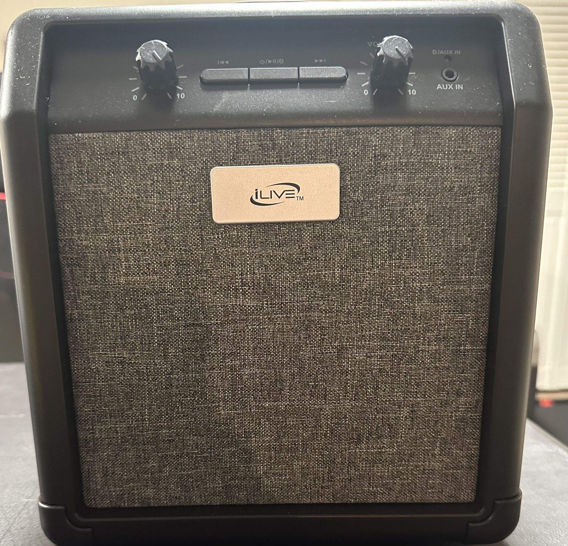 Live Wireless Speaker Cooler Fridge , Black