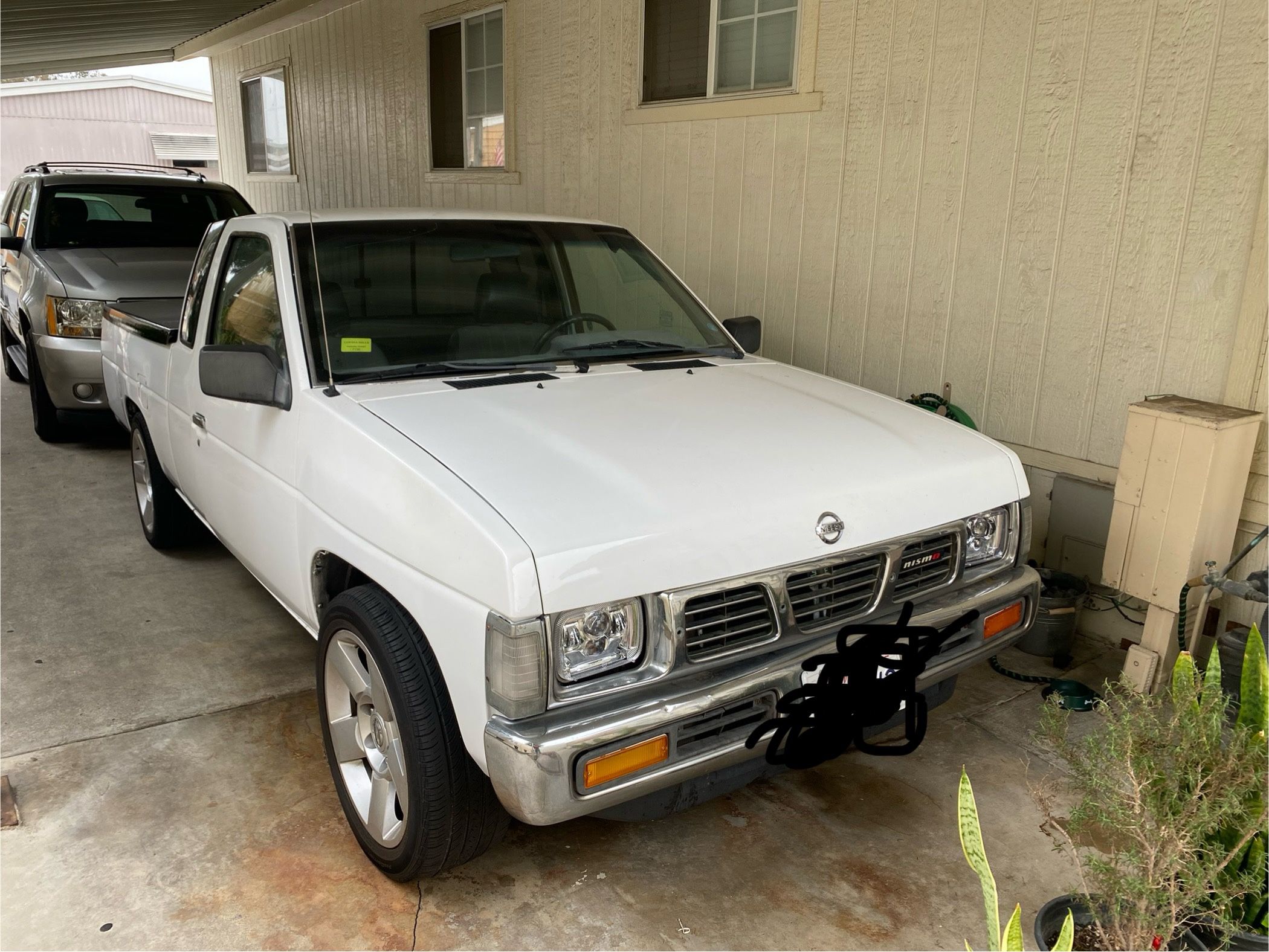 1993 Nissan Pickup