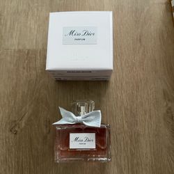 Miss Dior parfum 3.4 oz
