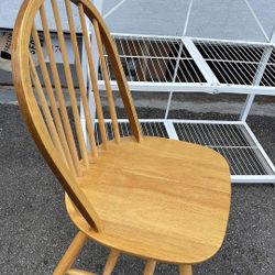 Solid wood chair