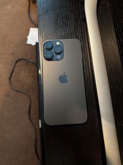 iPhone 14 Pro Max/ trade for a top model google pixel phone !!!