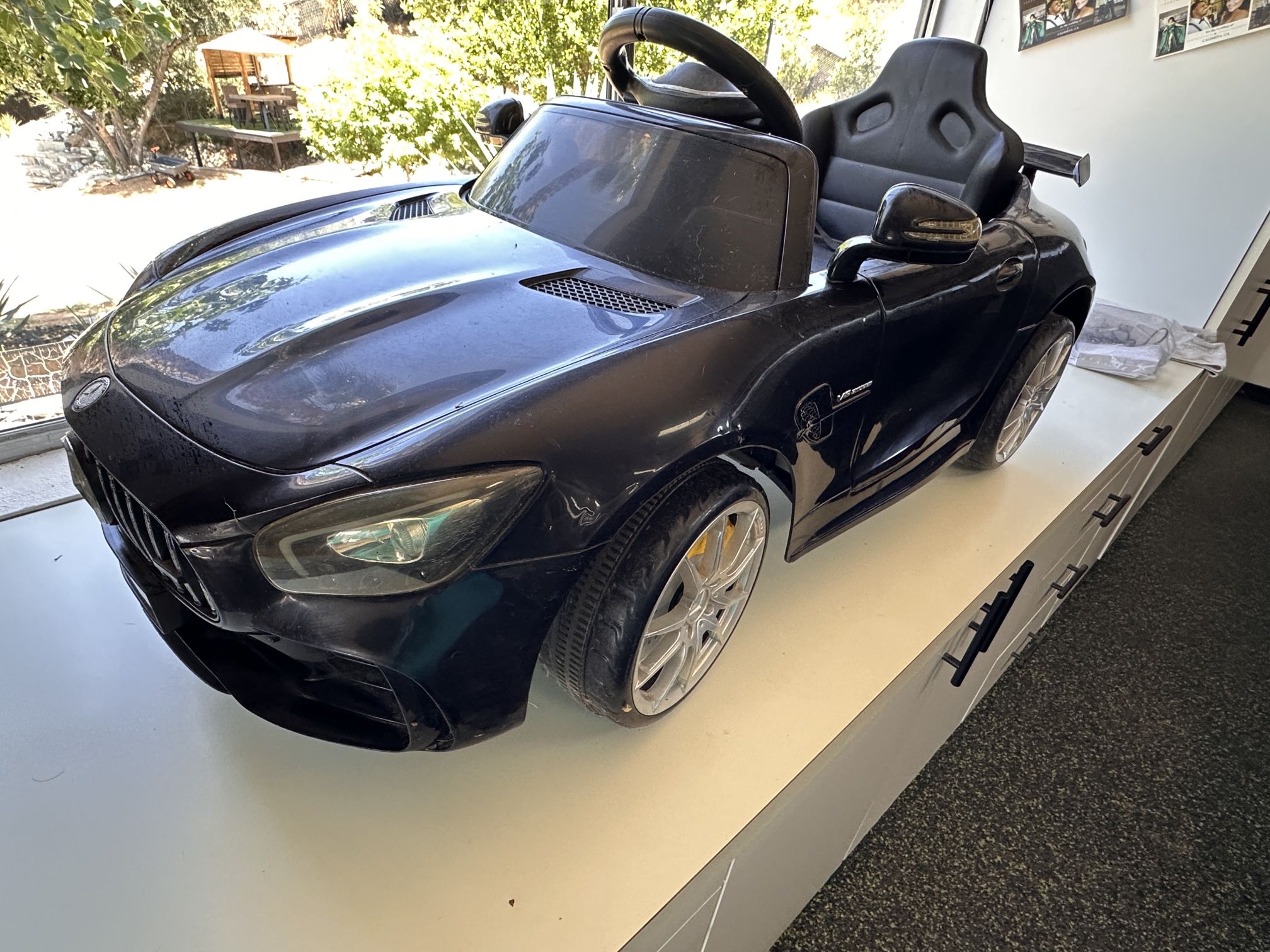 👁️Good Condition Black Mercedes Ride For Kids TODAY $80 🎈