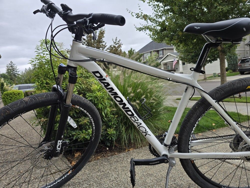 29" Hard Tail Mountain Bike DiamondBack