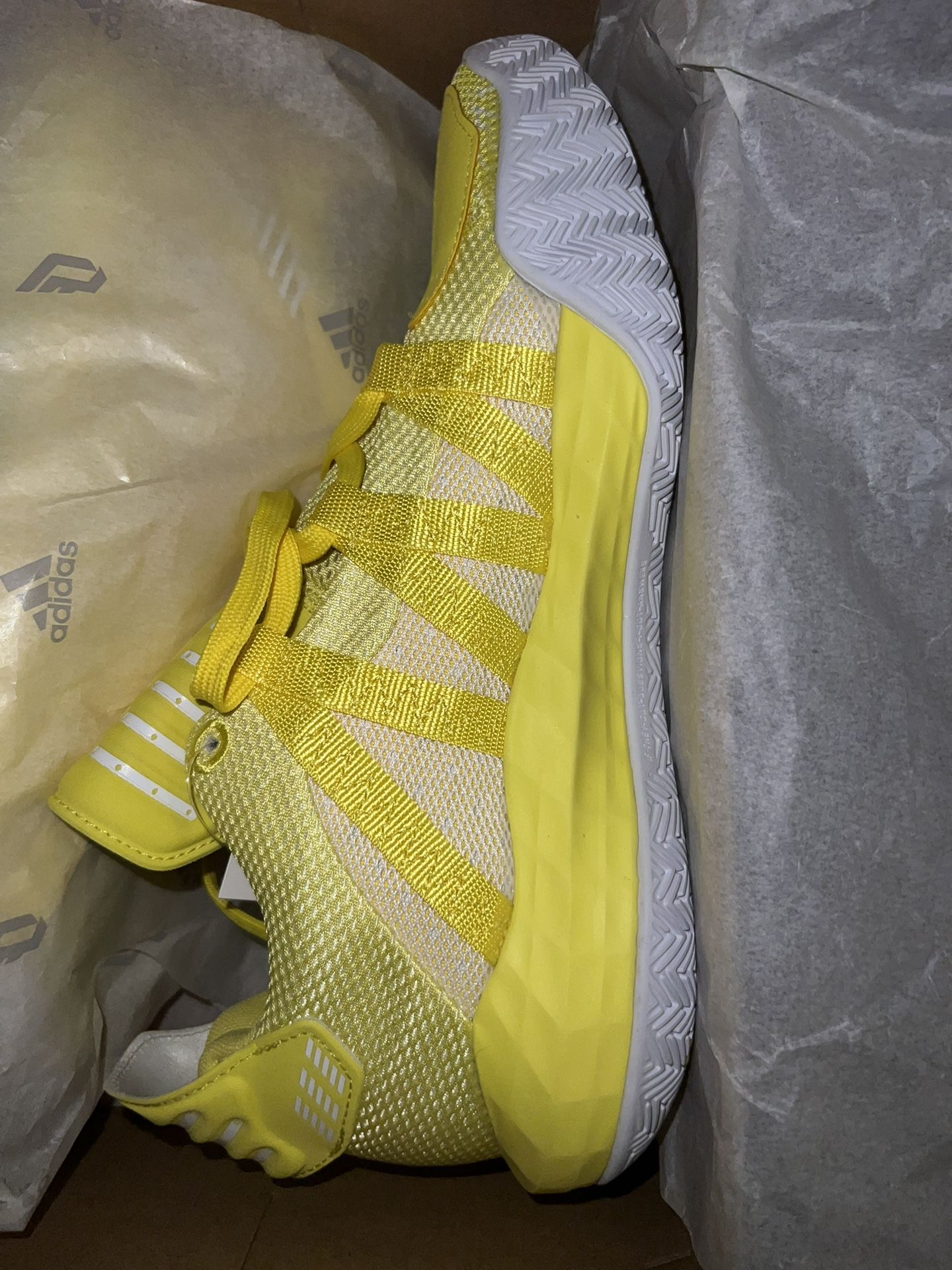 Basketball Shoes Adidas Dame Yellow Dame GCA Textured Basketball Shoes