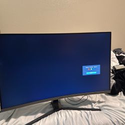 Samsung Curved Monitor 