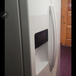 French Door Refrigerator 