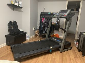 Proform XP 650e Treadmill for Sale in Gaithersburg MD OfferUp
