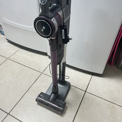 LG vacuum cleaner