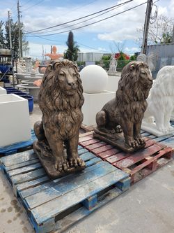 Concrete Lion