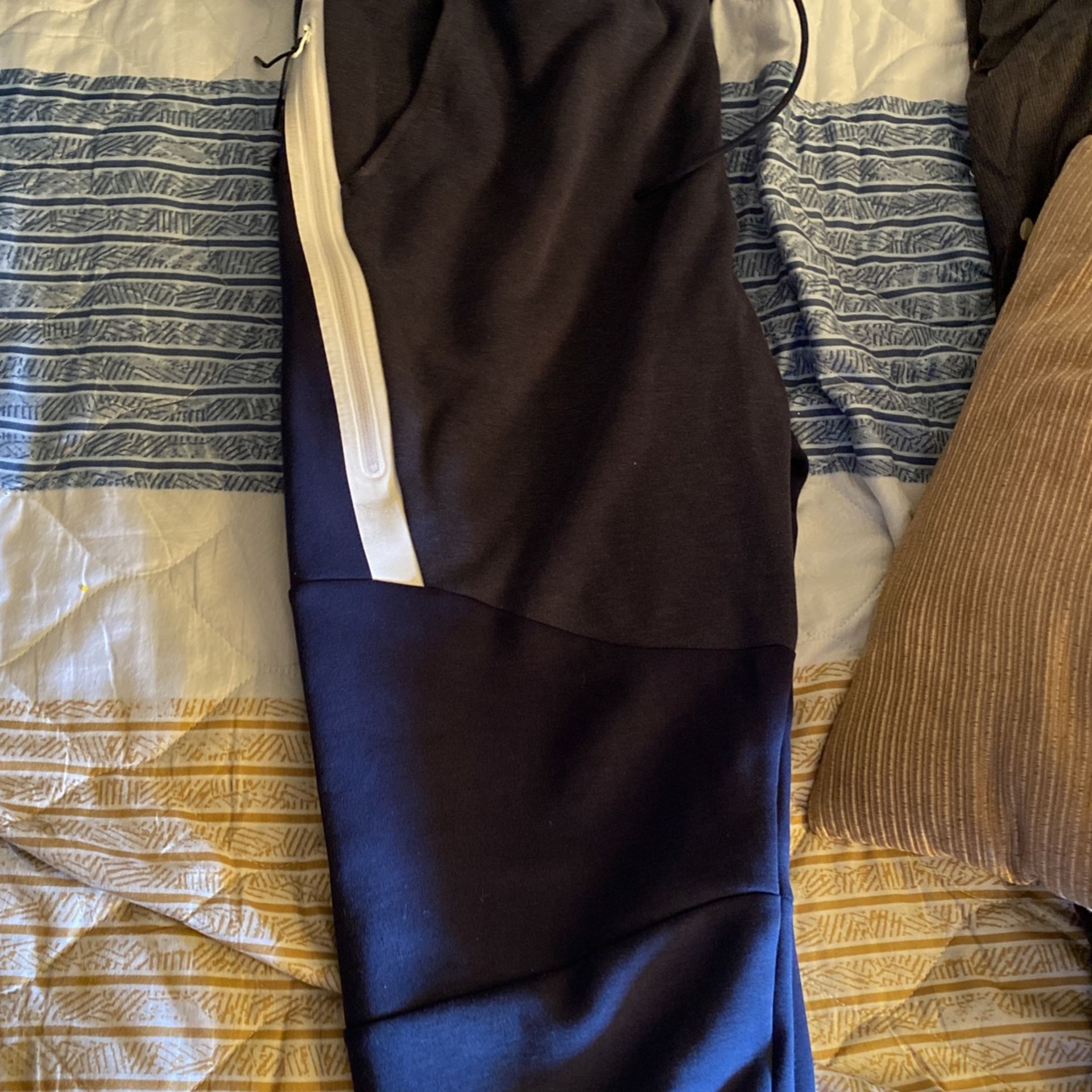 nike tech pants sale