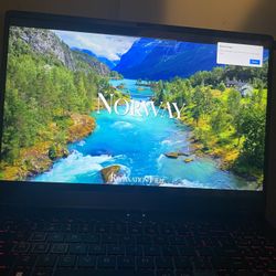 16 Inch Kreative Devices Laptop With Streaming/Gaming Setup (great Condition) 
