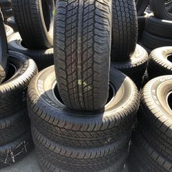Set Of Dunlop P265/70/17 Used