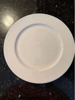 Plates - plastic