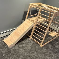 Kids Indoor Jungle Gym