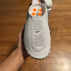 W Nike Mind 001 Size 9W