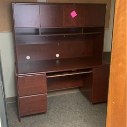 Feee Desk 