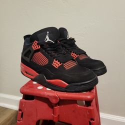 Jordan 4 