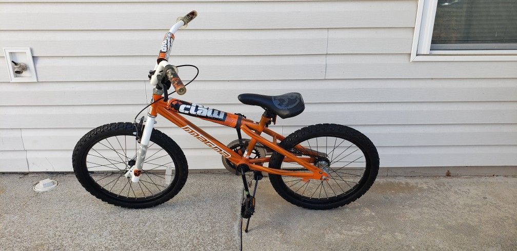 Dynacraft Magna 20 inch Bike, In Excellent Condition