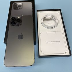 iPhone 13 Pro unlocked for any carriers 128gb ( Liberado)