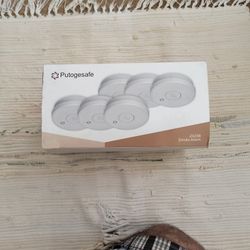 Wireless Smoke Alarms 6x new!