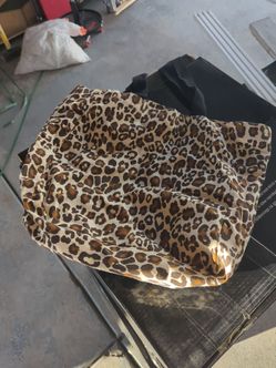 Leopard print cloth bag.