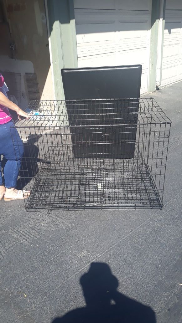 Dog crate