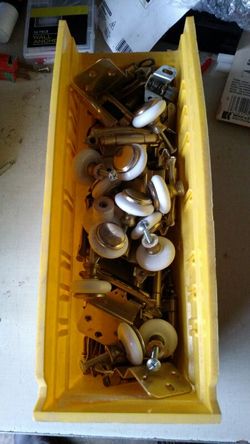 Cabinet knobs and hinges