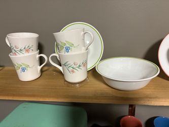 Corelle my Garden 1 Cereal Bowel, 4 Teacups/Coffee Mug, 1 Saucer. (FRONT PORCH PICK UP, CASH, ONLY.)