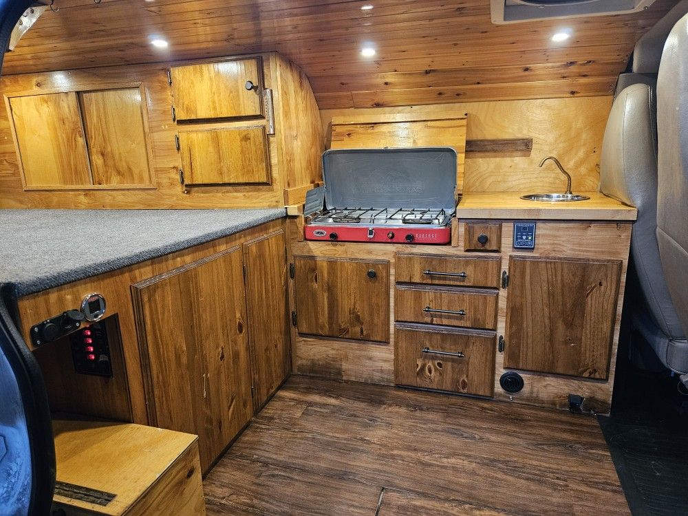2015 GMC Savana 2500