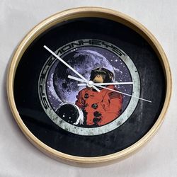 Rare Space Monkeys Astronaut Wooden Clock Natural Wood Earth Battery Operated