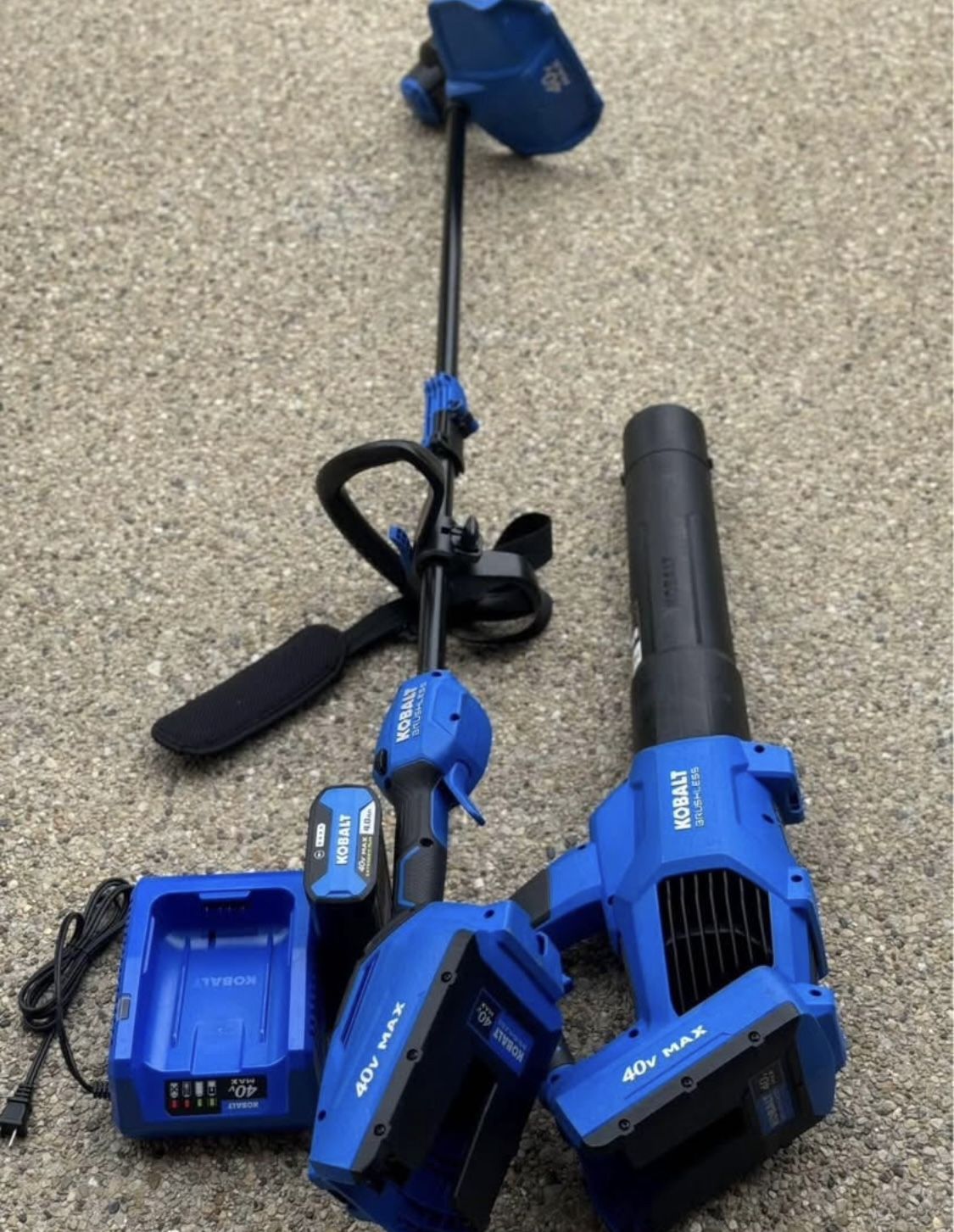 Kobalt Gen4 40-volt Cordless Battery String Trimmer and Leaf Blower Combo Kit 4 Ah (Battery and Char