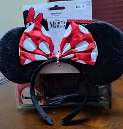 New Minnie Mouse Hello Kitty