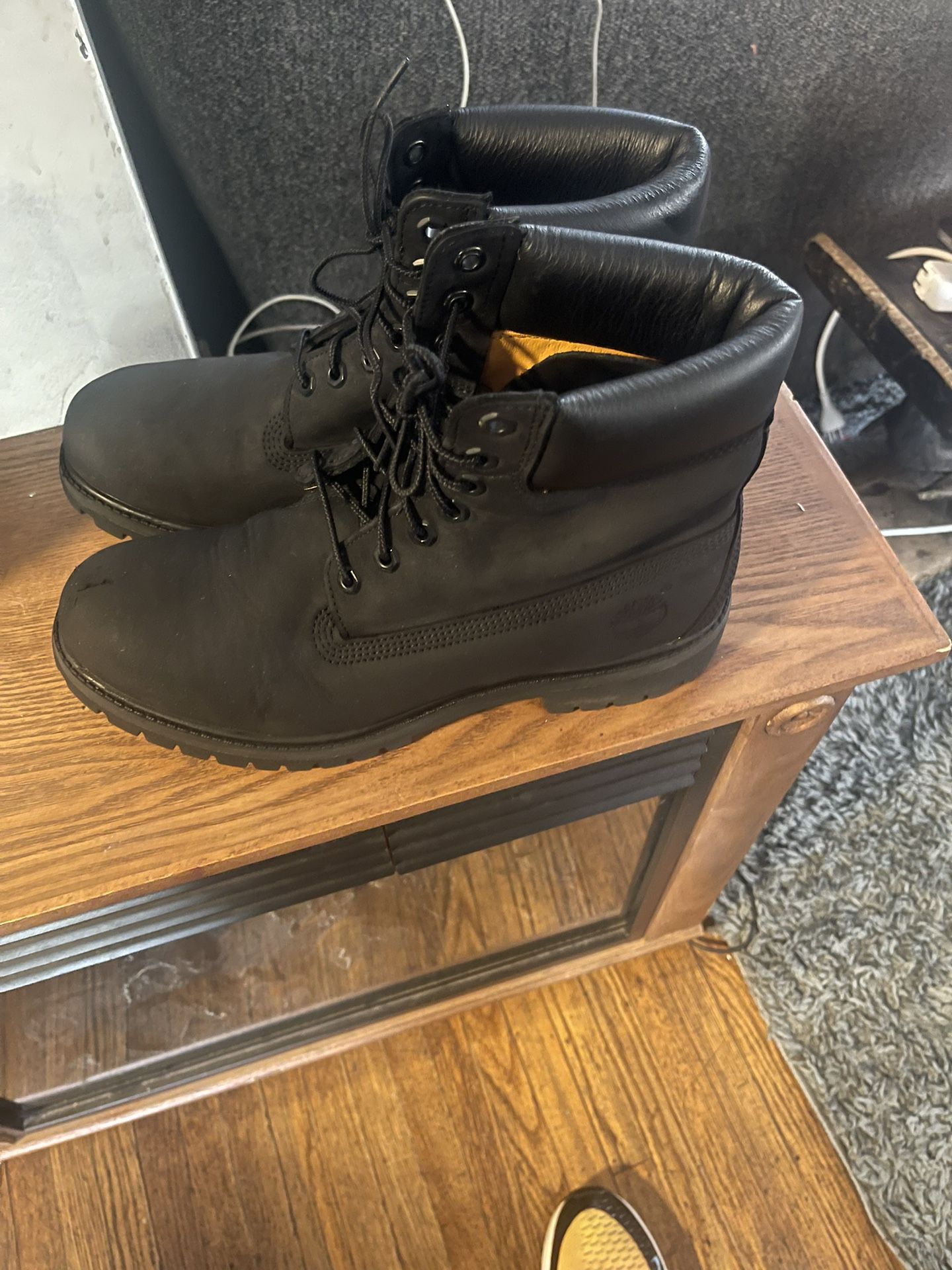 All Black Men’s Timberland Boot Size 9 M