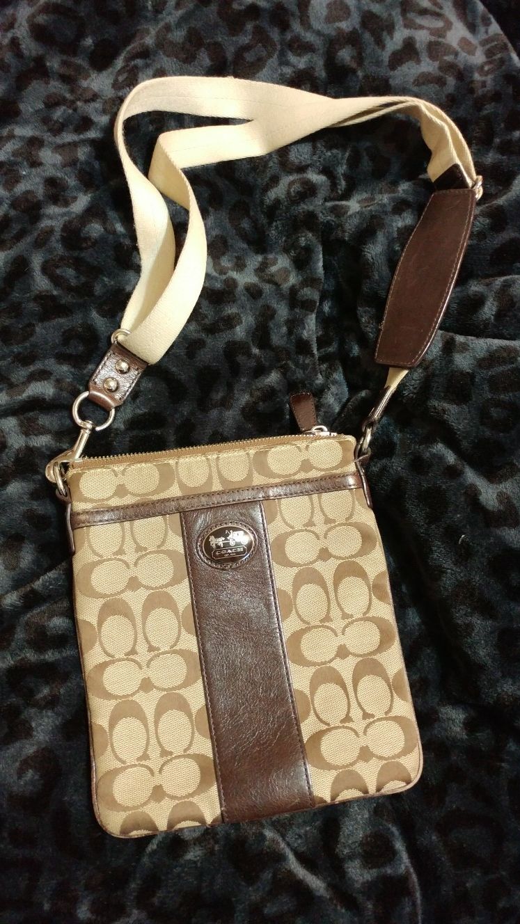 Coach crossover purse