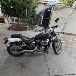 2001 Honda Shadow 750