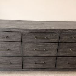 9 drawer dresser