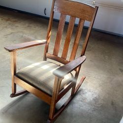 Beautiful Antique Vintage Rocking Chair