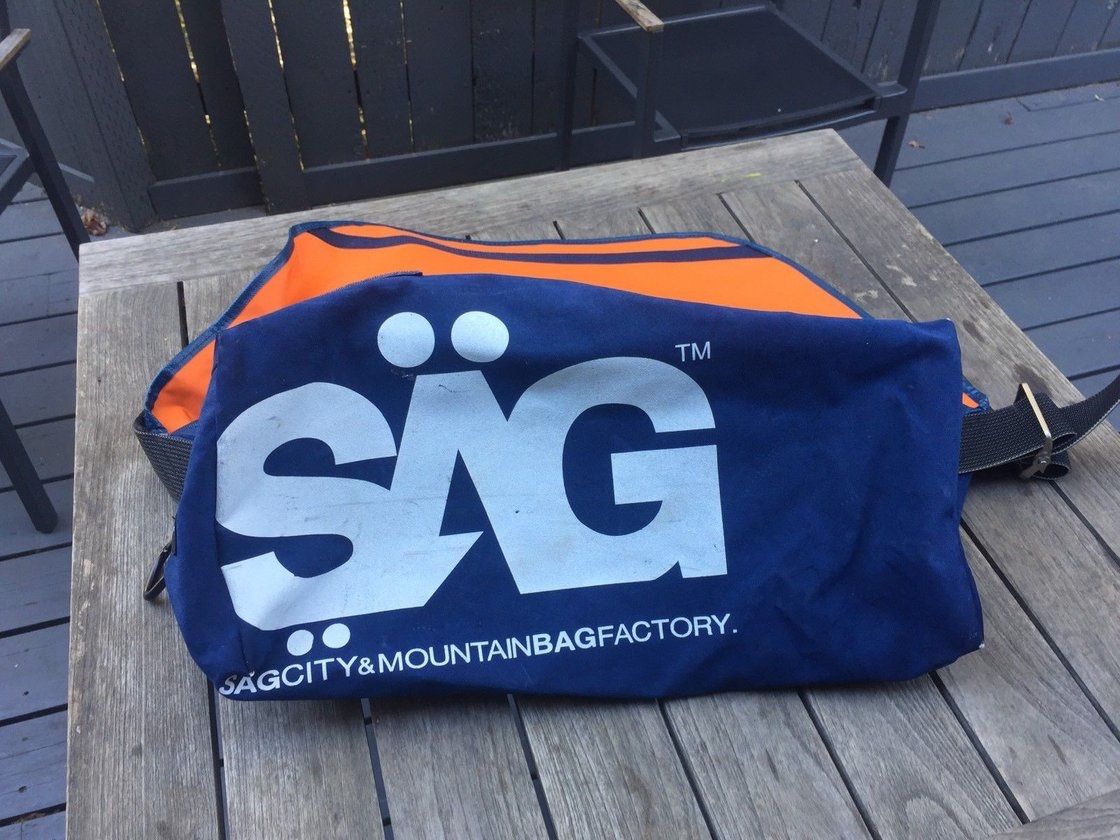 SAG Tokyo Messenger Bag, size L