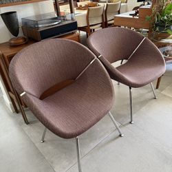 Pair of Davis Furniture “Ginkgo Lounge Chairs” by Jehs+Laub – Modern Design, Upholstered, Chrome Base