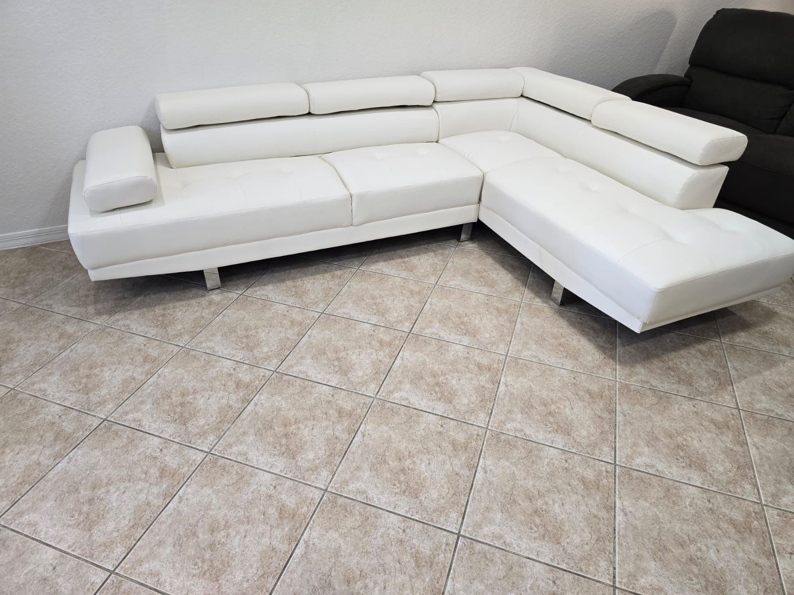 Brand New Leather Sectional Sofa / Sofa Seccional Nuevo a Estrenar… Delivery 🚚 